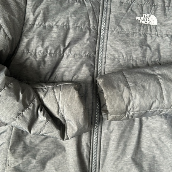 North Face reversible jacket - Picture 3 of 8
